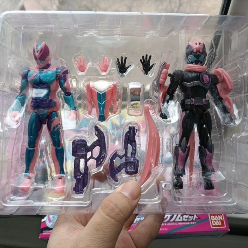 Bandai Kamen Rider Deluxe Supe - Cosplay Prop Building review and price